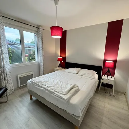 Apartman Domaine Des 5 Roses - Rose Rouge La Guierche