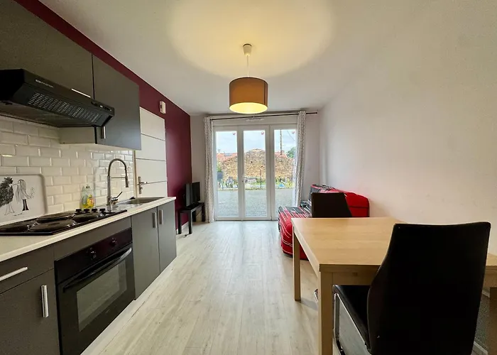 Appartement Domaine Des 5 Roses - Rose Rouge La Guierche