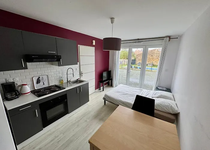 Domaine Des 5 Roses - Rose Rouge Lejlighed